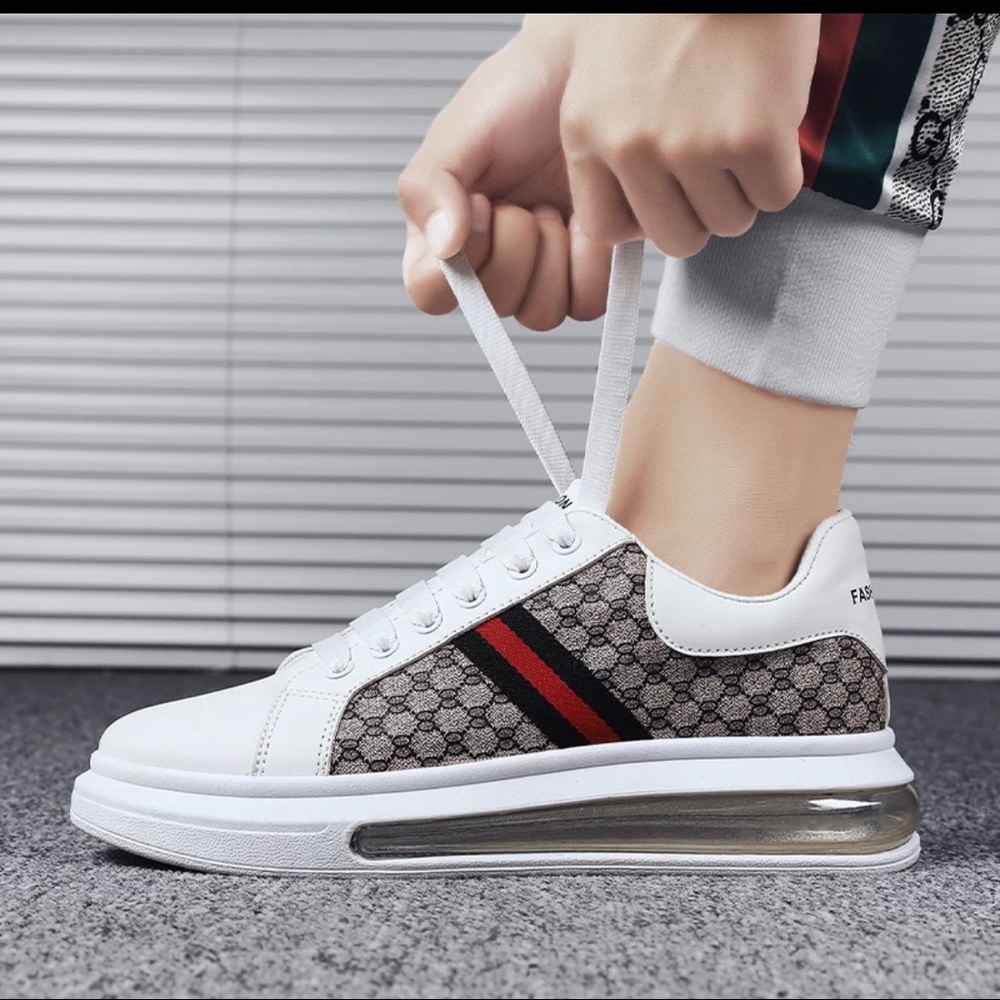 Fabulous Fashion sneakers like Alexander McQueen unisex size 8.5